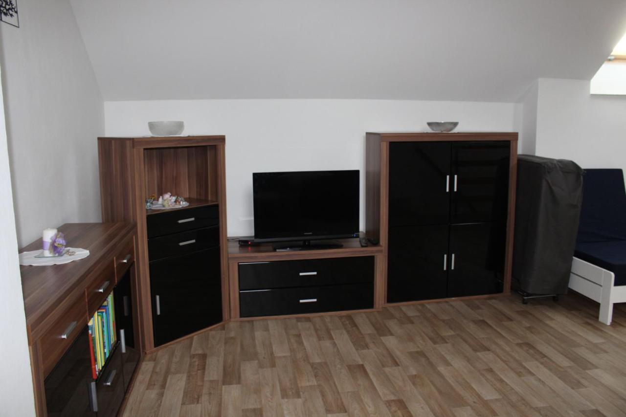Apartman Rapotin, Jesenicka 296, 3Km Od Termalniho Parku Velke Losiny المظهر الخارجي الصورة